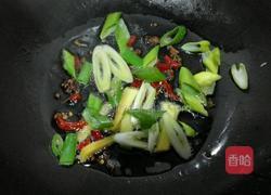 毛肚炒蒜苗的做法图解4