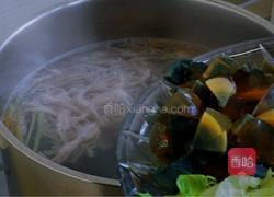 皮蛋生菜瘦肉粥的做法图解9