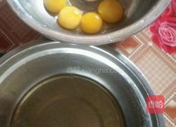 8寸戚风（菠菜汁）的做法图解2