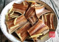 豆腐鸡蛋蒸鳗鱼干的做法图解3