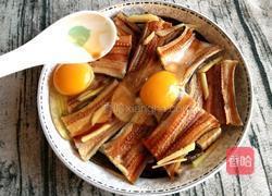 豆腐鸡蛋蒸鳗鱼干的做法图解4