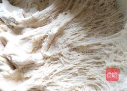 猪肉韭菜包子的做法图解3