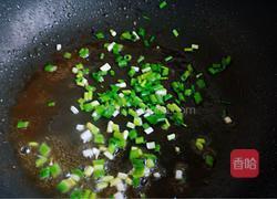 椒盐香葱黄花鱼的做法图解4