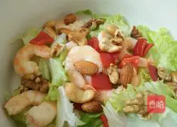 Illustration of how to make vegetable salad for reducing fat and slimming 8