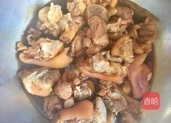 秘制猪蹄的做法图解4