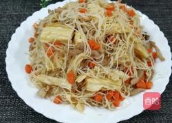 腐竹肉丝炒米粉的做法图解8