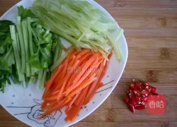 凉拌莴笋的做法图解3