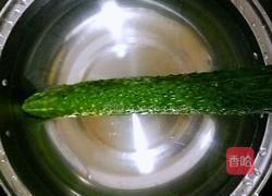 黄瓜蘸酱的做法图解1