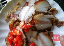 蕨菜春笋炒腊肉的做法图解3