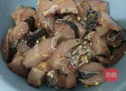 怪味鱼块的做法图解2