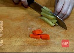 猴头菇姜鸭汤的做法图解2