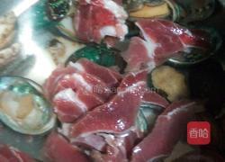 鲍鱼瘦肉汤的做法图解3