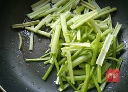 芹菜炒腐竹的做法图解9