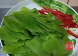 清炒莴苣片的做法图解1