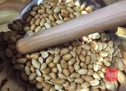 花生酥的做法图解1