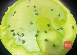 芹叶鸡蛋饼的做法图解7
