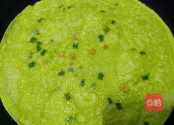 芹叶鸡蛋饼的做法图解9