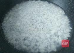 菠菜猪肝粥的做法图解6