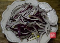 洋葱炒蛋的做法图解2