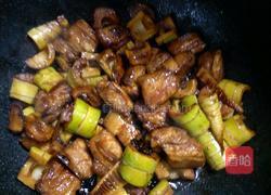 春笋萝卜烩菜的做法图解3