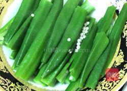 油椒秋葵的做法图解2