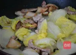 Illustration of how to make stir-fried baby vegetables with pork 6