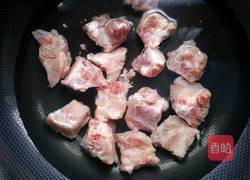 豆角土豆炖排骨的做法图解3