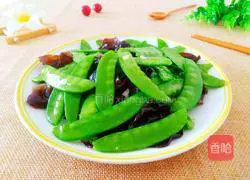 Illustration of how to cook snow peas and fungus 13