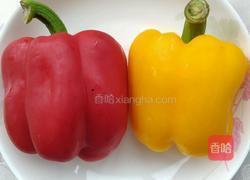 柿子椒炒苦瓜的做法图解2