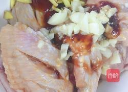 金针菇蒸鸡翅的做法图解2