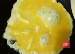 玉米鸡蛋炒米粉的做法图解3