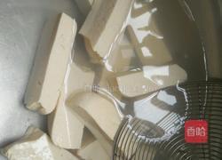 西红柿烧豆腐的做法图解2