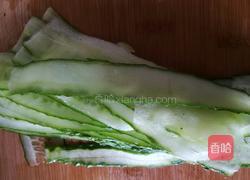 油炝黄瓜的做法图解3
