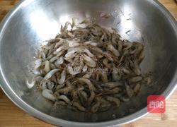 椒麻小河虾的做法图解1