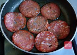 萨拉米风干肠三明治的做法图解4