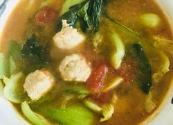西红柿鸡胸肉丸青菜汤