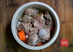 玉米胡萝卜骨头汤的做法图解3