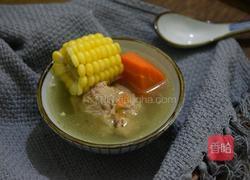 玉米胡萝卜骨头汤的做法图解9