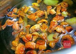 巴西菇鸭汤的做法图解6