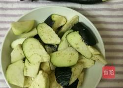 家常菜 过油茄子的做法图解1