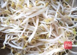 青椒绿豆芽的做法图解2