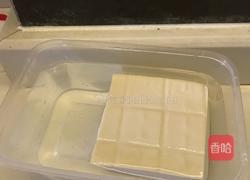 肉末焖豆腐的做法图解1