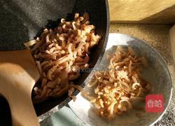 腊肉炒萝卜干的做法图解5