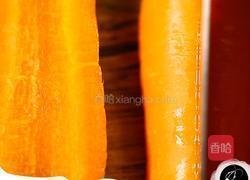 椒盐烤胡萝卜，让不爱吃胡萝卜的你爱上他的做法图解3