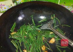 素炒水芹菜的做法图解5