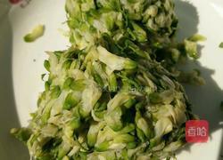 凉拌洋槐花的做法图解4