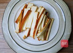 熏干炒香芹的做法图解2