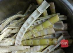 竹笋烧牛肉的做法图解2