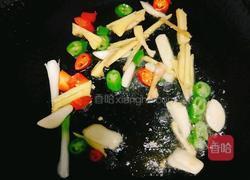 美味下饭魔鬼鱼（魟鱼）的做法图解3