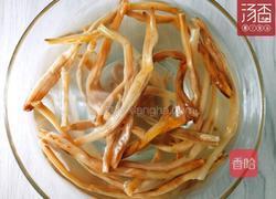 怀孕汤谱 喝了就开心的金针毛豆排骨汤的做法图解2